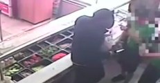 Knife-Wielding Man Robs Subway Restaurant