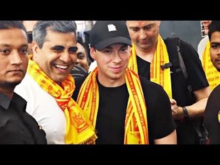 DJ Hardwell Visits Siddhivinayak Temple In Mumbai