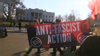 Anti-Facistes contre Alt Right devant la Maison Blanche