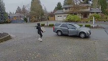 Une femme tente de voler un colis mais se fait rattraper par la propriétaire
