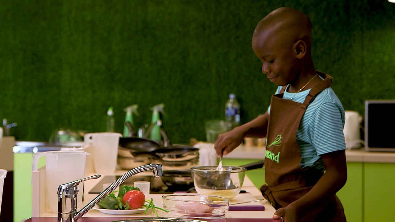 Taboulé de semoule légumes et émincé de poulet
