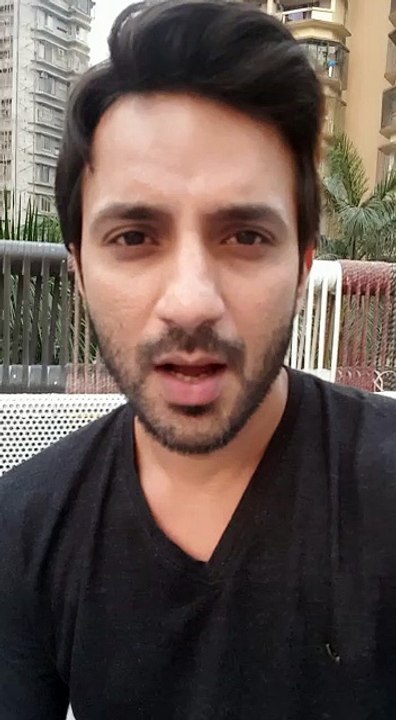 Ali Merchant Wishing Tu Mileya Team