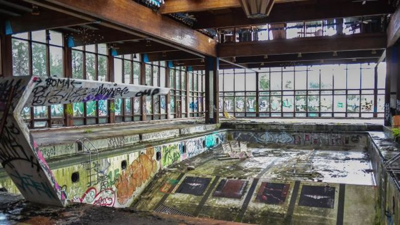 Postcards from the Past: America’s Abandoned Resorts