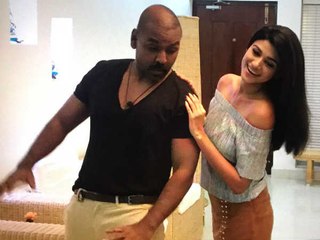 காஞ்சனா 3 படத்தில் இருந்து ஓவியா விலகவில்லை: சாட்சி இருக்கு பாஸ்- வீடியோ