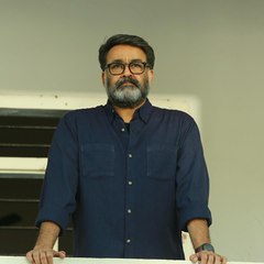 മമ്മൂട്ടിയോട് ഏറ്റുമുട്ടാൻ ഒന്നല്ല, രണ്ട് മോഹൻലാല്‍ ചിത്രങ്ങള്‍ | filmibeat Malayalam