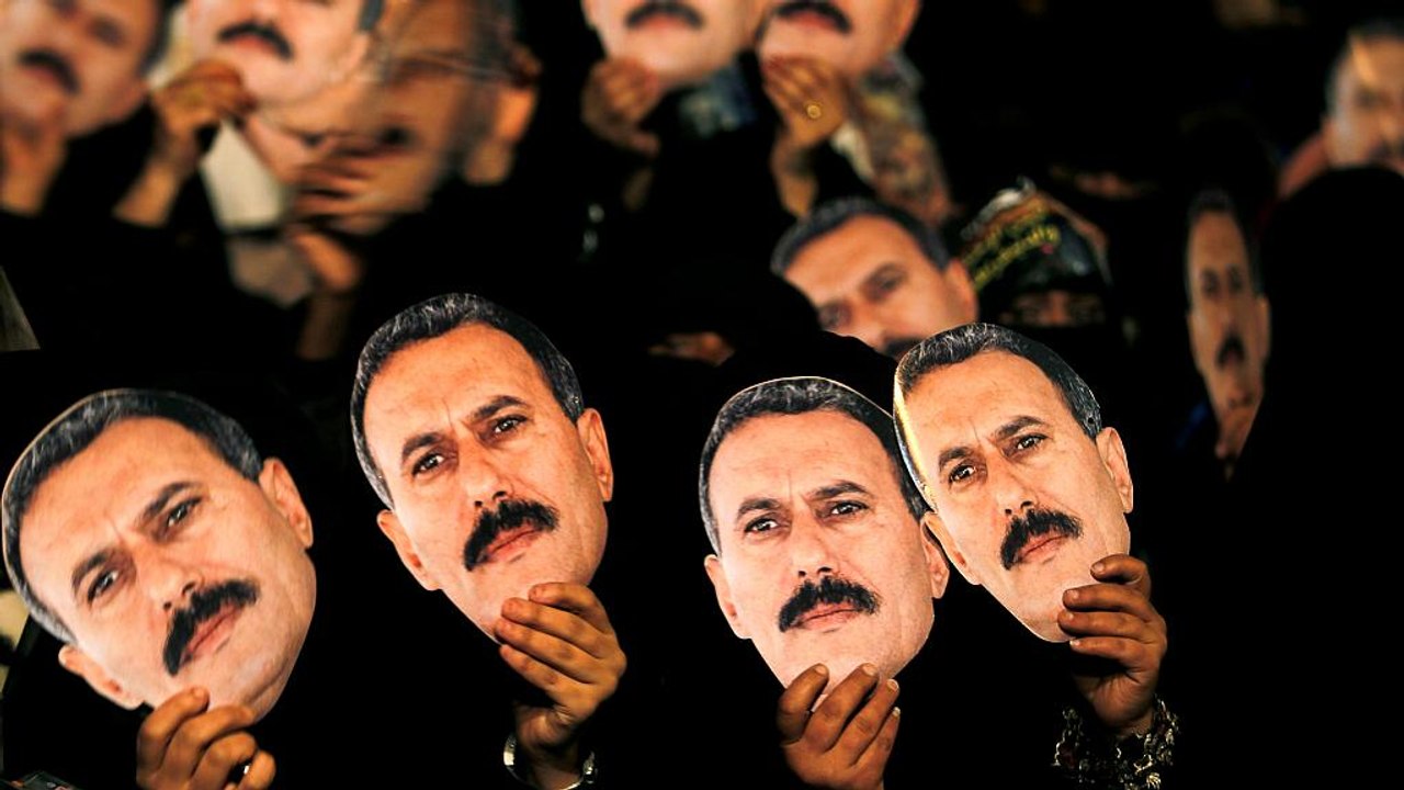 Yemen: l'ex presidente yemenita  Saleh ucciso secondo la tv iraniana. I media sauditi smentiscono