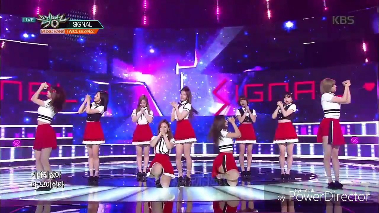 Sana 真的很爱甩头 ! ?