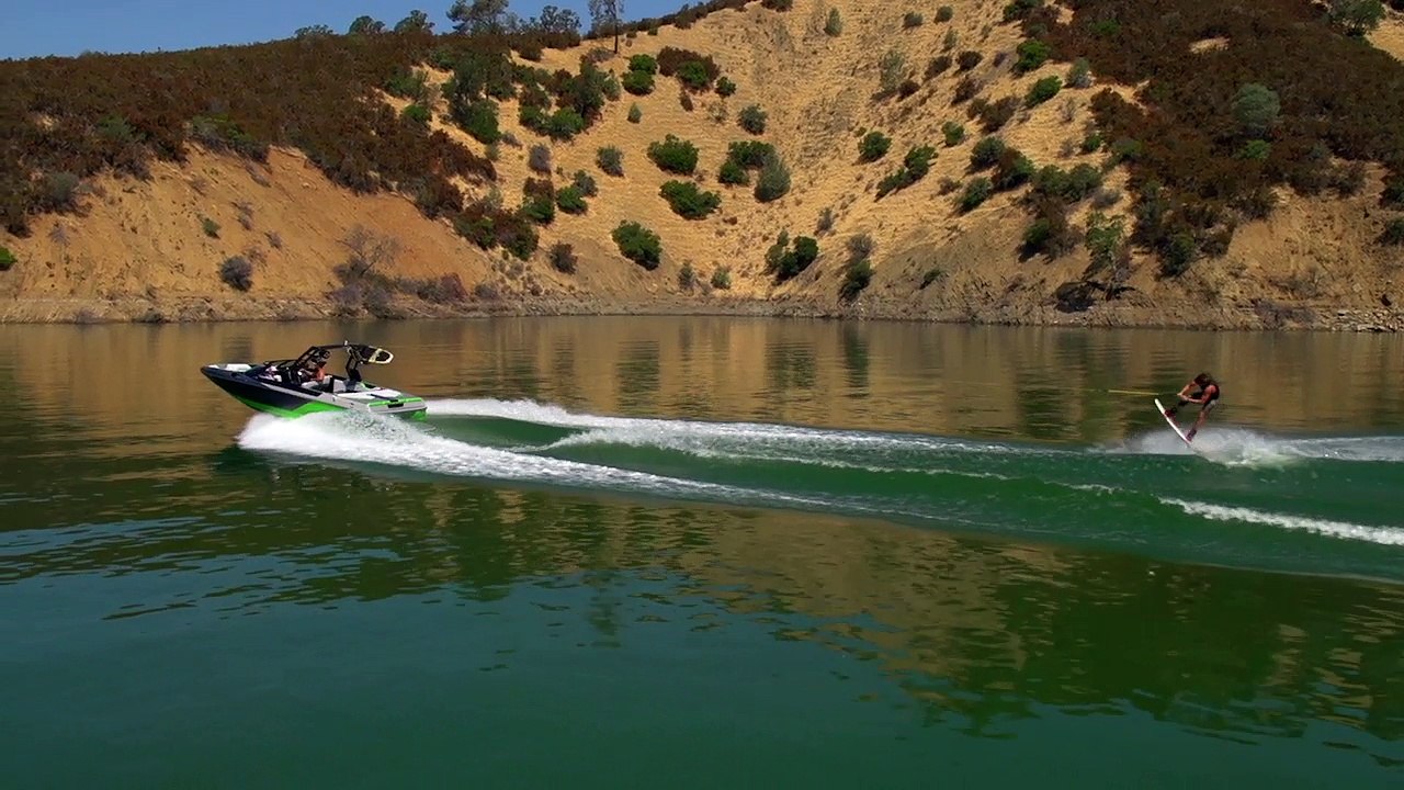 2018 Supreme S238 - Wakeboarding Review
