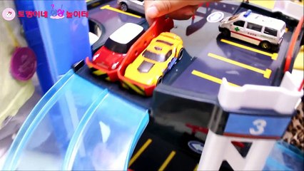 레이싱 도중 다친 다린이?! 나린이 의사가 간닷!! 병원놀이 붕대 정비놀이 공구놀이를 한번에 [토깽이네상상놀이터][토상놀]