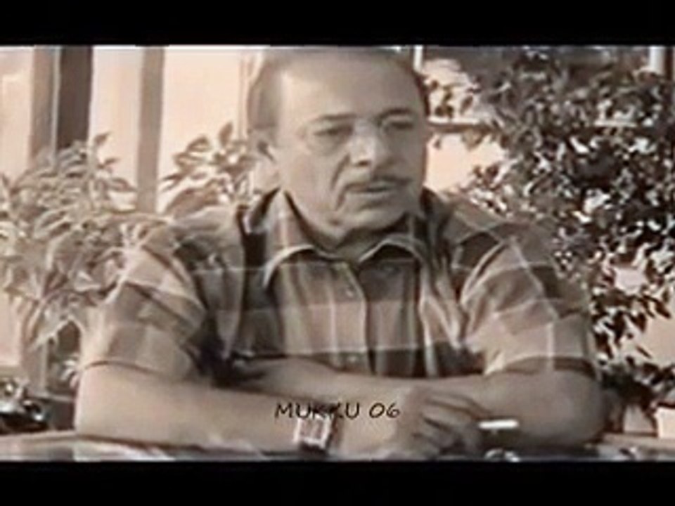 Neşet Ertaş-Cahildim Dünyanın Rengine Kandım