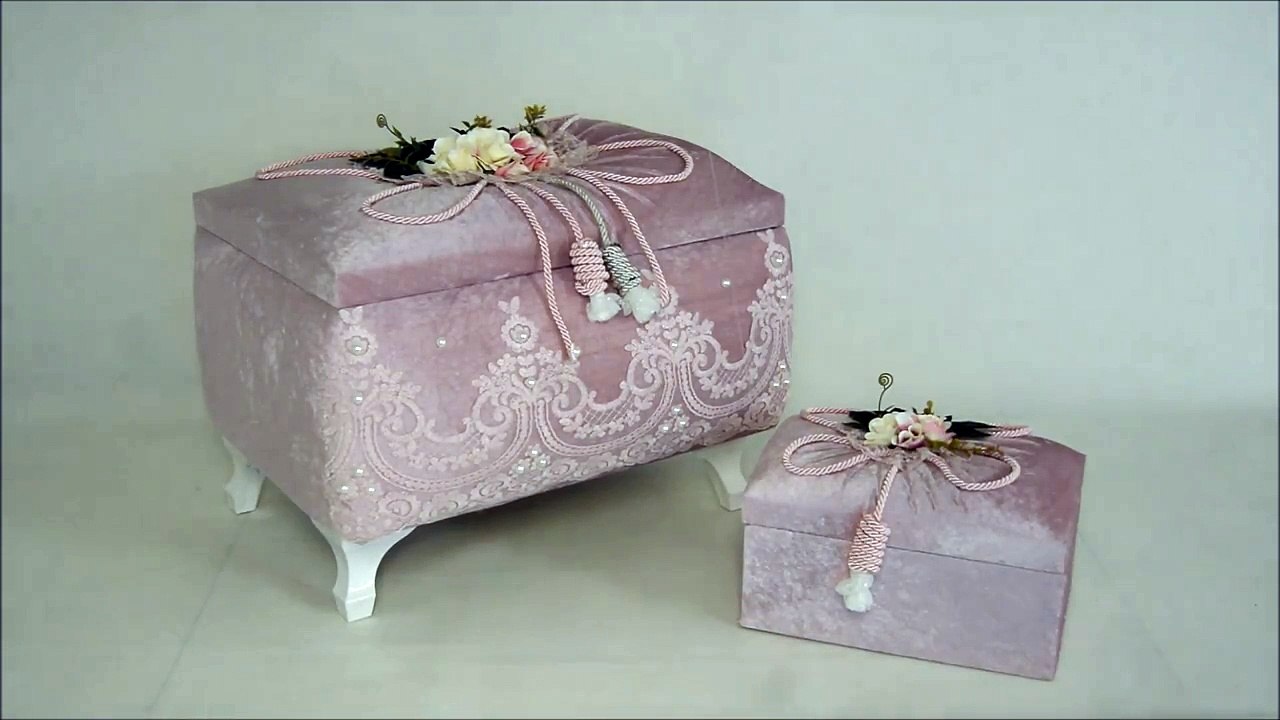 Halat Gül İşlemeli Çeyiz Sandığı