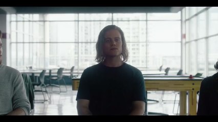 Travelers Season 2 Episode 9 : s02e09 ~Update~ Showcase