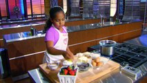 Christina Narrates How To Make Molten Lava Cake _ Season 5 Ep. 14 _ MASTERCHEF JUNIOR-jBdncyCzcAs