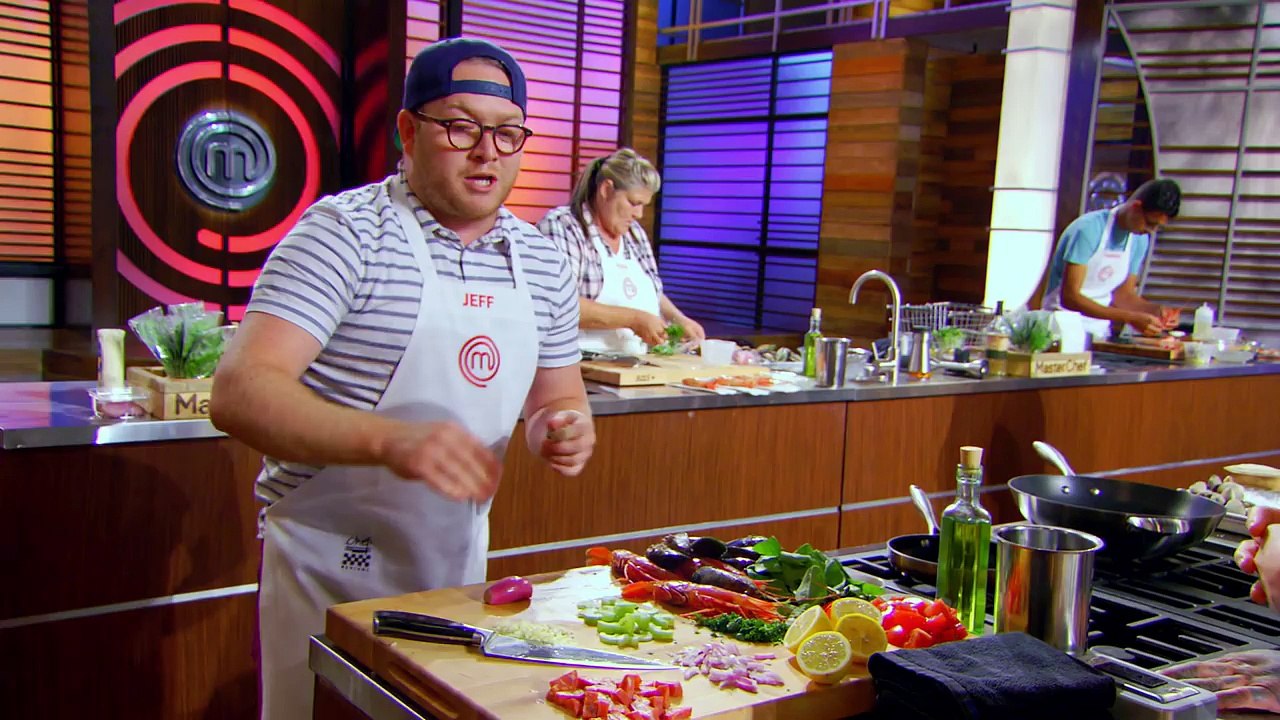 Christina Tosi And Aarón Sánchez Check In With Jeff _ Season 8 Ep. 5 _ MASTERCHEF-Pcu8HO94iqw