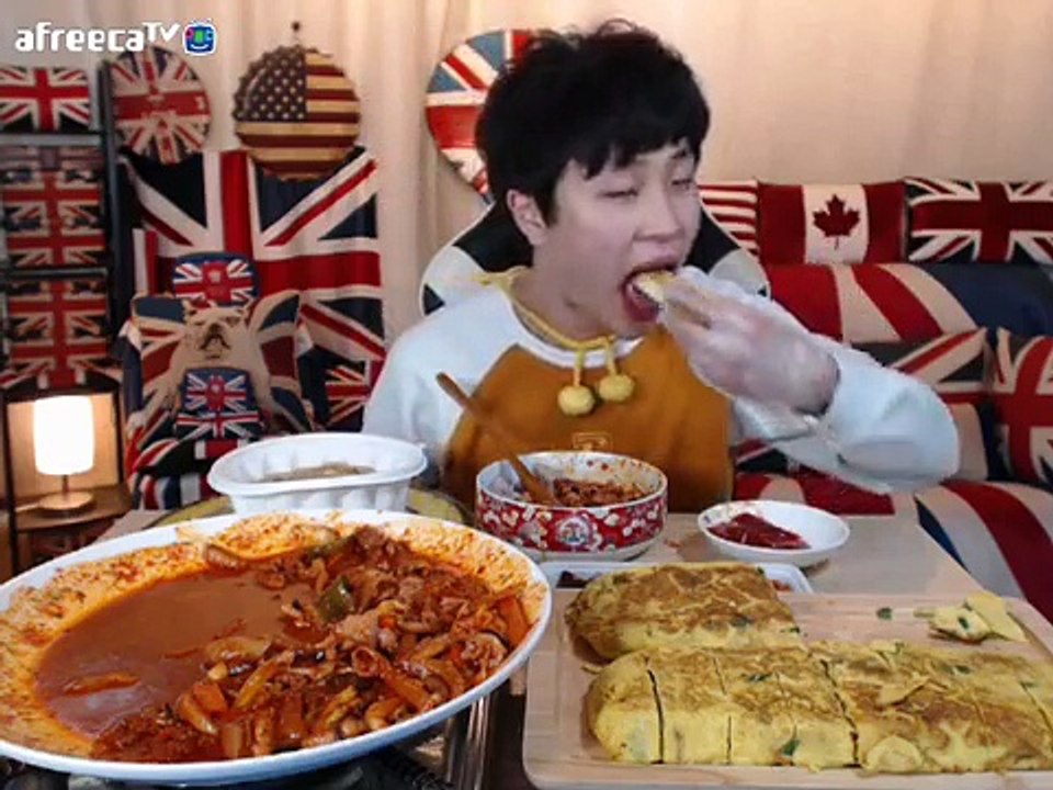 BJ꽃돼지 대왕계란말이+낚지볶음 먹방