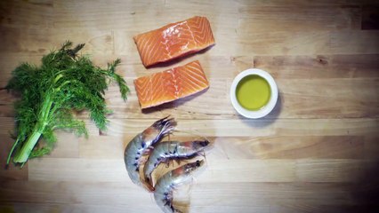 Gordon Ramsay - Crispy Skin Salmon-MvYNWJbQbOA