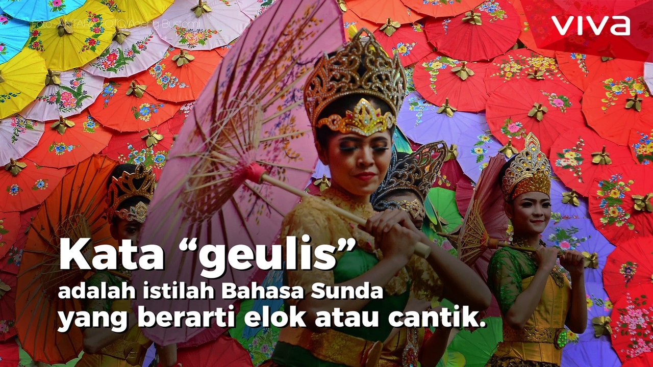 Warna-warni Payung Geulis Khas Tasikmalaya