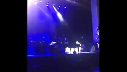 بالفيديو.. الموسيقار العالمي ياني يتحدث العربية بحفل الرياض