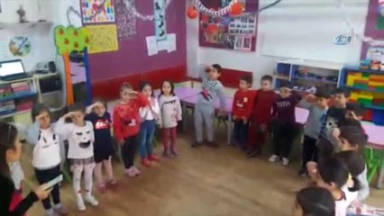 Anasınıfı Öğrencileri Asker Ağabeylerini Unutmadı