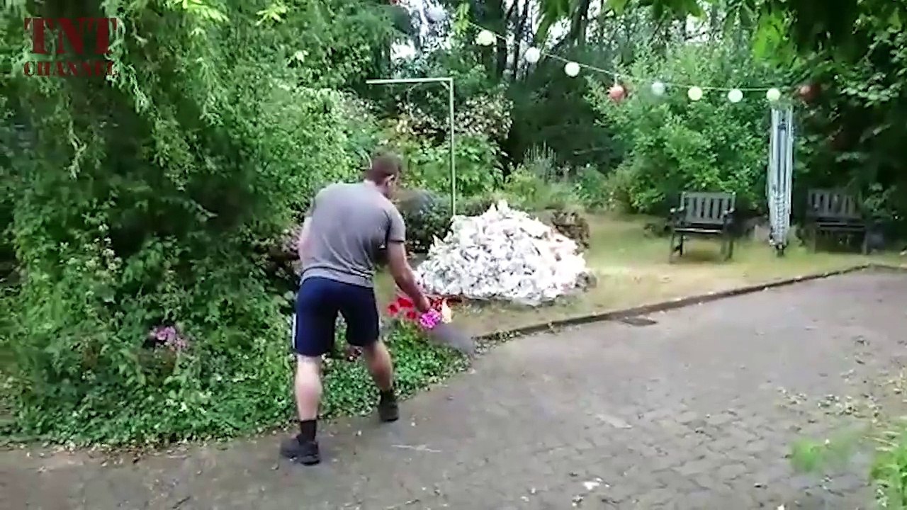 Funny Outdoor Fails  Try Not To Laugh Challenge (Part 2) [TNT Channel]-nVFT6t8h-PM