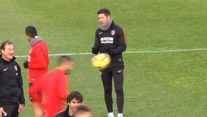 Simeone one of the world's best - Conte