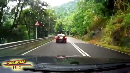 Dash Cam Fails Compilation __ June 2017 __ MonthlyFails[1]