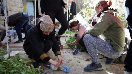 ابتكار "حدائق عامودية" في عمان كمصدر غذائي بديل