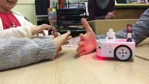 Des robots pour développer la pensée informatique des élèves à l'école communale des Hougnes de Verviers