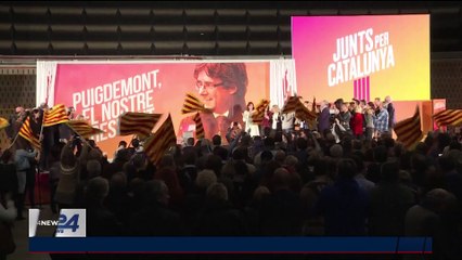 Espagne: Madrid retire le mandat d'arrêt contre Puigdemont