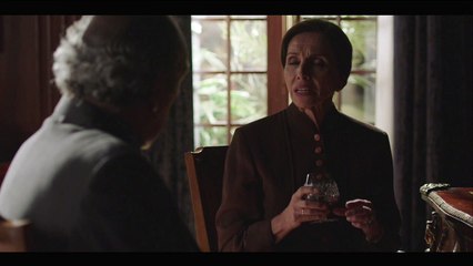 "¿Me está diciendo que alguien de mi familia es sospechoso de asesinato?" - Avance 'Traición'