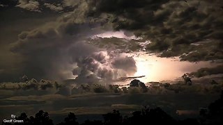 Electrical Storm Lights Up Sky Over Kimberley