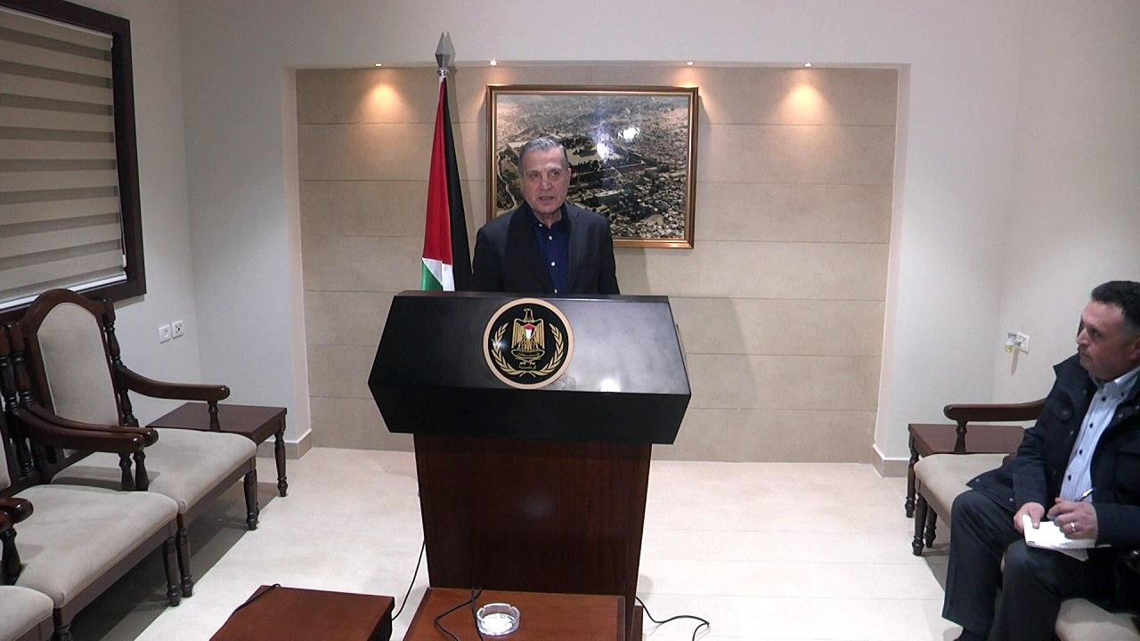 الرئاسة الفلسطينية تعلن ان ترامب ابلغ عباس نيته نقل السفارة الاميركية الى القدس