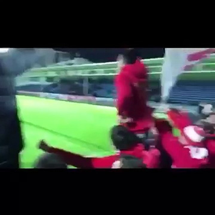 A bela homenagem dos adeptos e jogadores do Aves a Zé Pedro