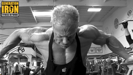 Classic Physique Chest & Back Training With David Paterik | GI Spotlight