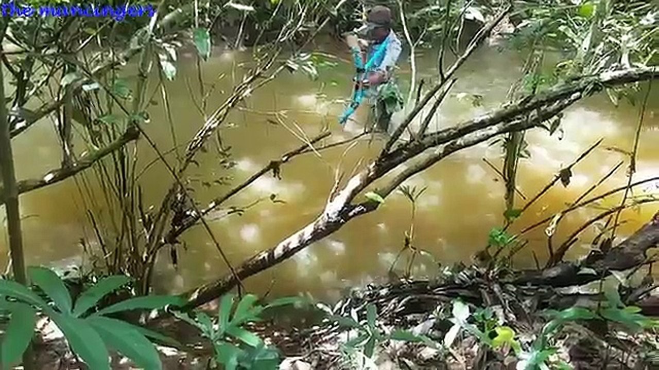 LUAR BIASA KREATIF !! BEGINI CARA MEMBUAT PANAH DARI PIPA UNTUK MANCING IKAN GABUS ( 360 X 640 )