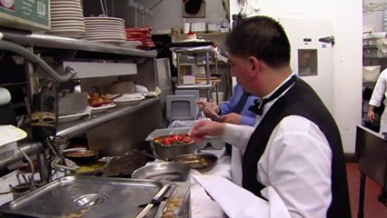 Out of Control Owner Attacks His Own Chef! _ Kitchen Nightmares-c6R6whTM1rA