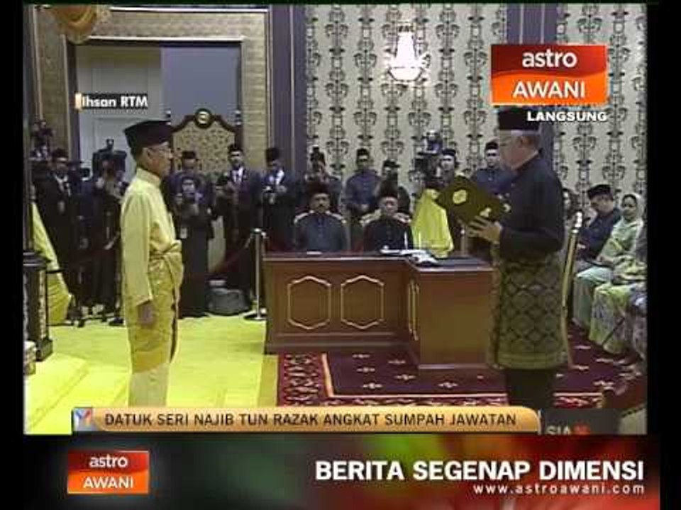 Datuk Seri Najib Tun Razak angkat sumpah jawatan Perdana Menteri