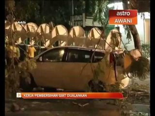 Kerja pembersihan sisa runtuhan giat dilakukan