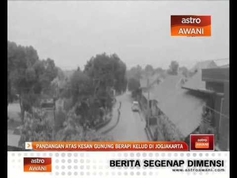 Pandangan atas kesan gunung berapi Kelud di Jogja