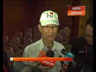 Pemandu teksi gembira terima lesen individu