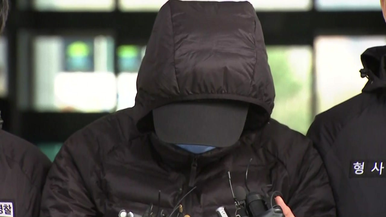 [속보] 급유선 갑판원 "조타실 비운 1~2분 사이에 사고" / YTN