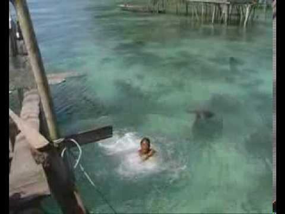 Uncovering Sea Gypsies : The Naked Truth of the Sea Gypsies