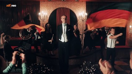 Jan Böhmermann feat. RTOEhrenfeld - 'Deutschland ist wieder im Reichstag zurück'-23xGlNO1TdA