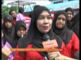 Anak istimewa teruja hasilkan bendera Jalur Gemilang