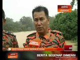 Arus Sungai Golok mengalir deras