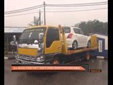 Dua pemuda nyaris maut, kereta dinaiki dihanyutkan arus deras