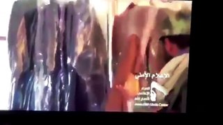 Houthi-Rebels filmed raiding Saleh's House in Sanaa