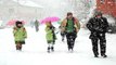 Kar Yağışı Hayatı Olumsuz Etkiledi! 6 İlde Eğitime Kar Engeli