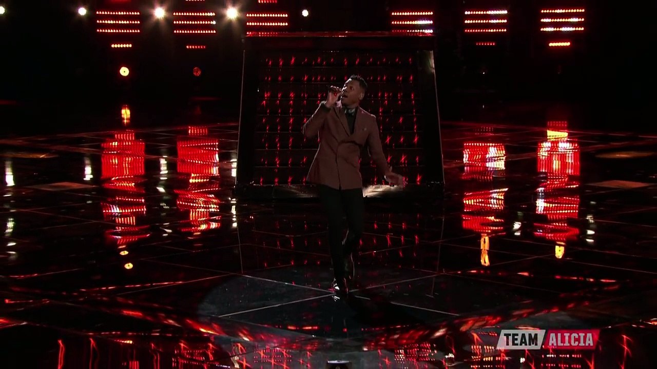 The Voice 2017 Chris Blue - Top 12 - 'Love and Happiness'-C7mNzB2MP2Q