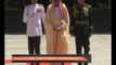 Raja Salman diberi sambutan negara di Dataran Parlimen